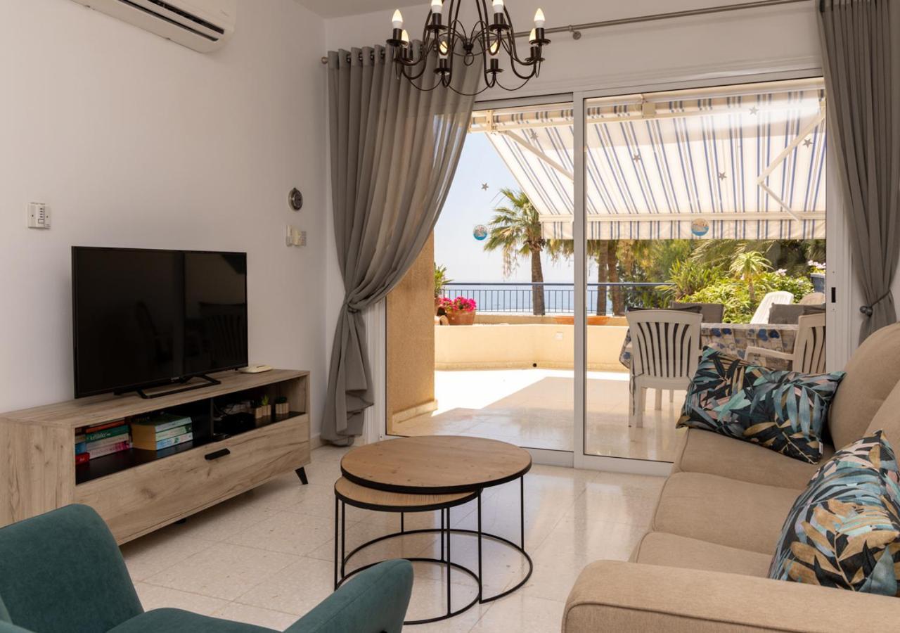 105 Kings Palace - Fabulous 2 Bed, 2 Bath, Large Patio With Garden - Sea Views Пафос Екстер'єр фото