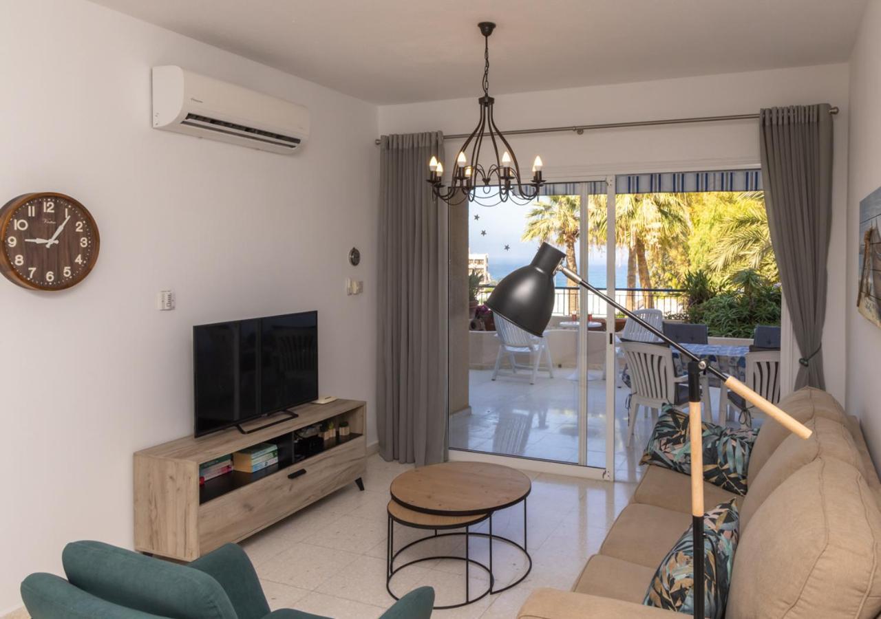105 Kings Palace - Fabulous 2 Bed, 2 Bath, Large Patio With Garden - Sea Views Пафос Екстер'єр фото