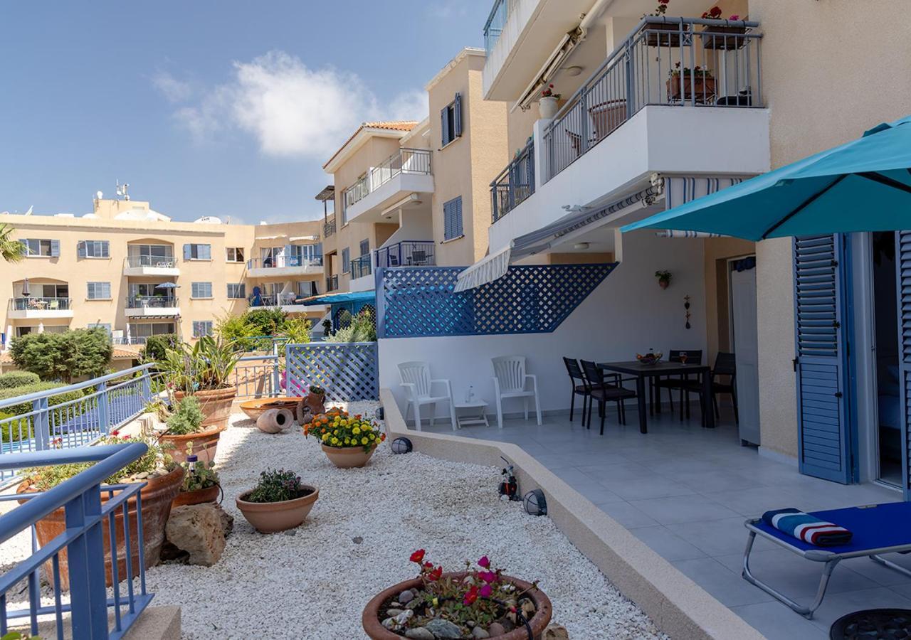 105 Kings Palace - Fabulous 2 Bed, 2 Bath, Large Patio With Garden - Sea Views Пафос Екстер'єр фото