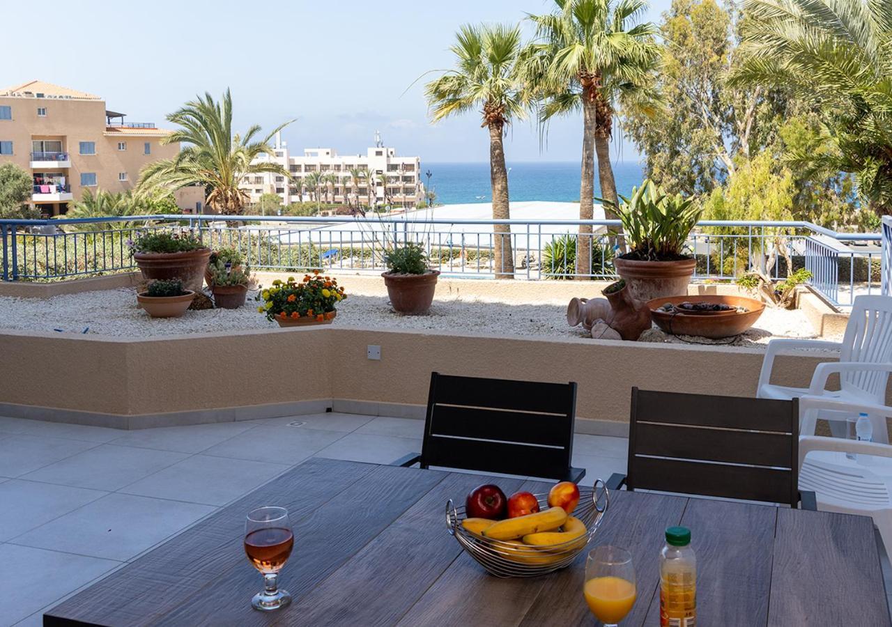 105 Kings Palace - Fabulous 2 Bed, 2 Bath, Large Patio With Garden - Sea Views Пафос Екстер'єр фото