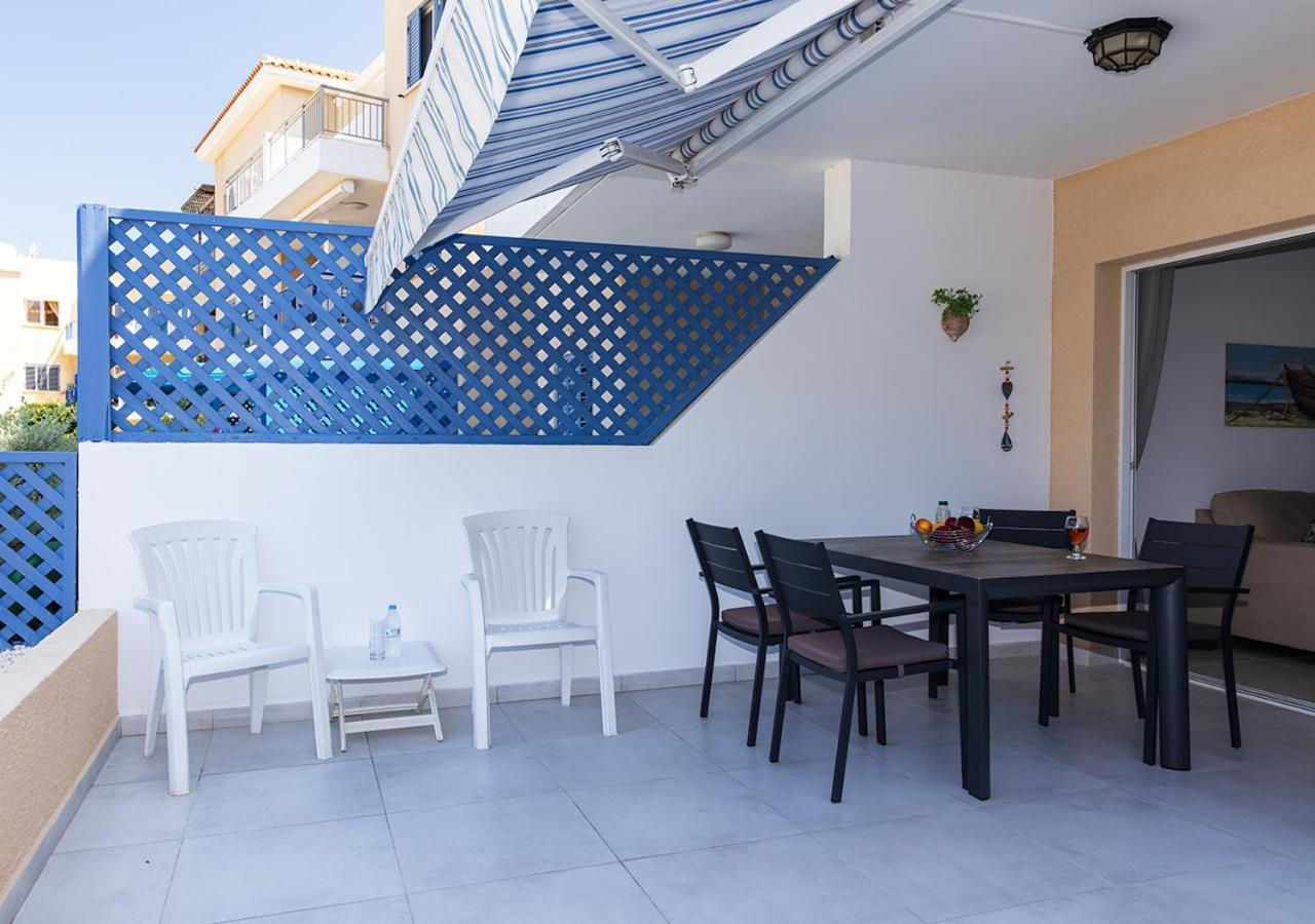 105 Kings Palace - Fabulous 2 Bed, 2 Bath, Large Patio With Garden - Sea Views Пафос Екстер'єр фото