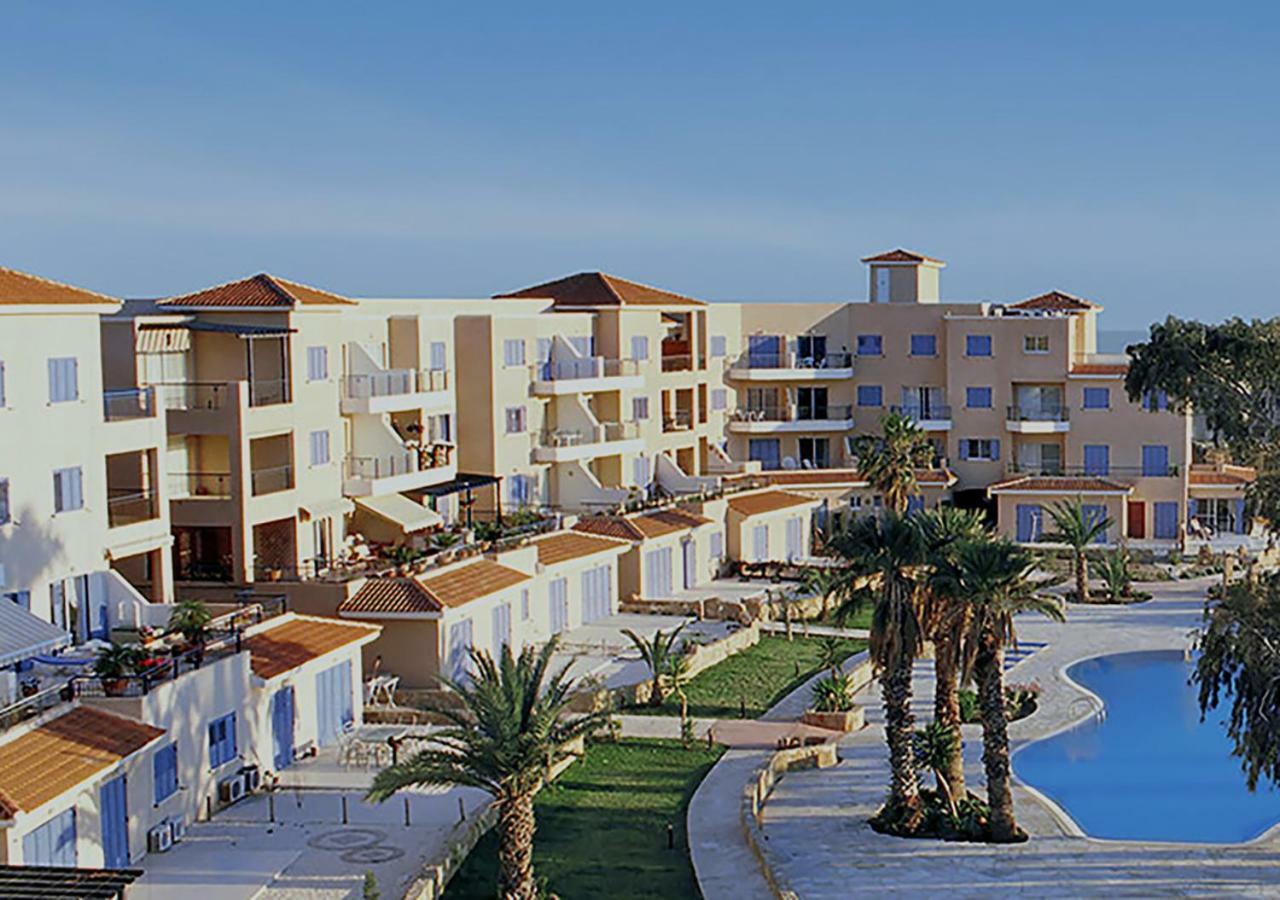 105 Kings Palace - Fabulous 2 Bed, 2 Bath, Large Patio With Garden - Sea Views Пафос Екстер'єр фото
