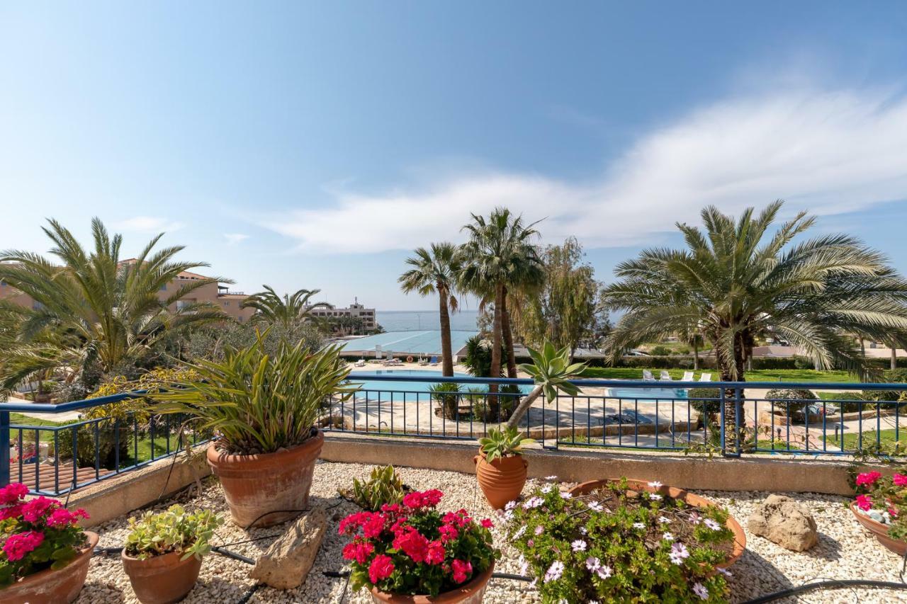 105 Kings Palace - Fabulous 2 Bed, 2 Bath, Large Patio With Garden - Sea Views Пафос Екстер'єр фото